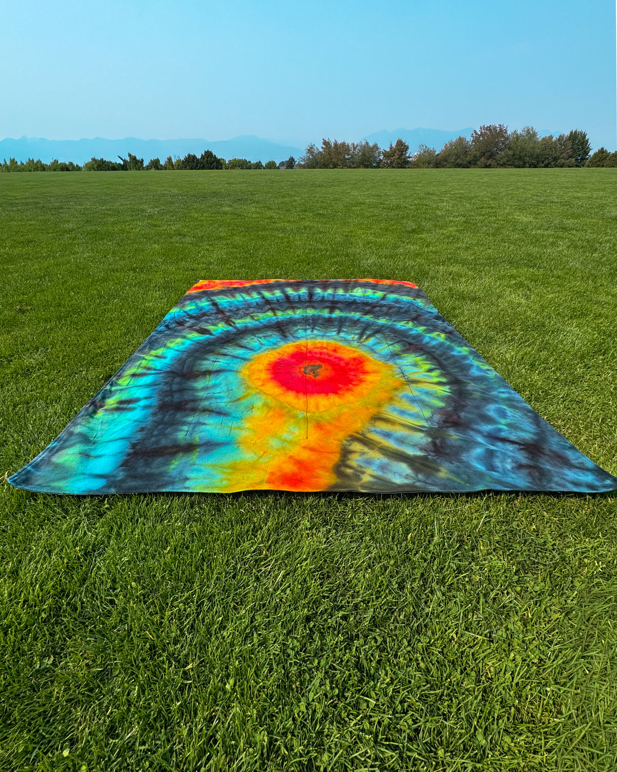 Quiet Current Meditation Blanket - Waterproof Ripstop Tie-Dye
