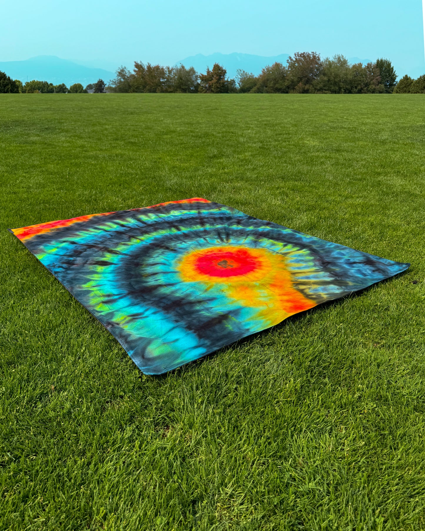 Quiet Current Meditation Blanket - Waterproof Ripstop Tie-Dye